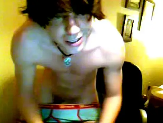 Trace - Trace Gets Off on Webcam