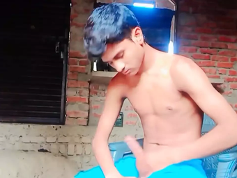 Salman Jok joins in on an Indian Gfe with an elderly guy & his boy friend