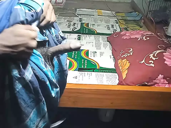 Watch Indian young stud Indian guy stroke and bang his big cock granddad in bareback desi style