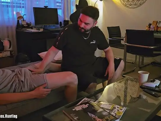 AntoGoesHunting's GIRLFRIEND attempts out a hetero phat man-meat for the very first time with a guy
