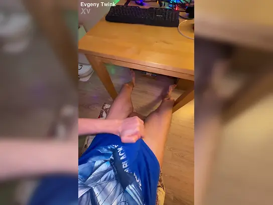 Watch Evgeny Twink's homemade slow-wank video as he pounds his ample man-meat with his massive white cock