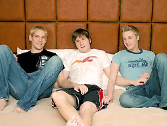 Kameron, Mathieu and Reed without a condom!